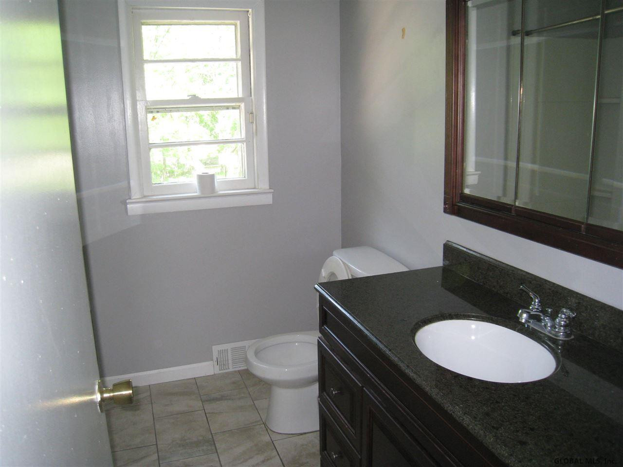 2305 Troy-Schenectady Road Niskayuna, NY 12309 - Photo 12 of 24 Photo 12
