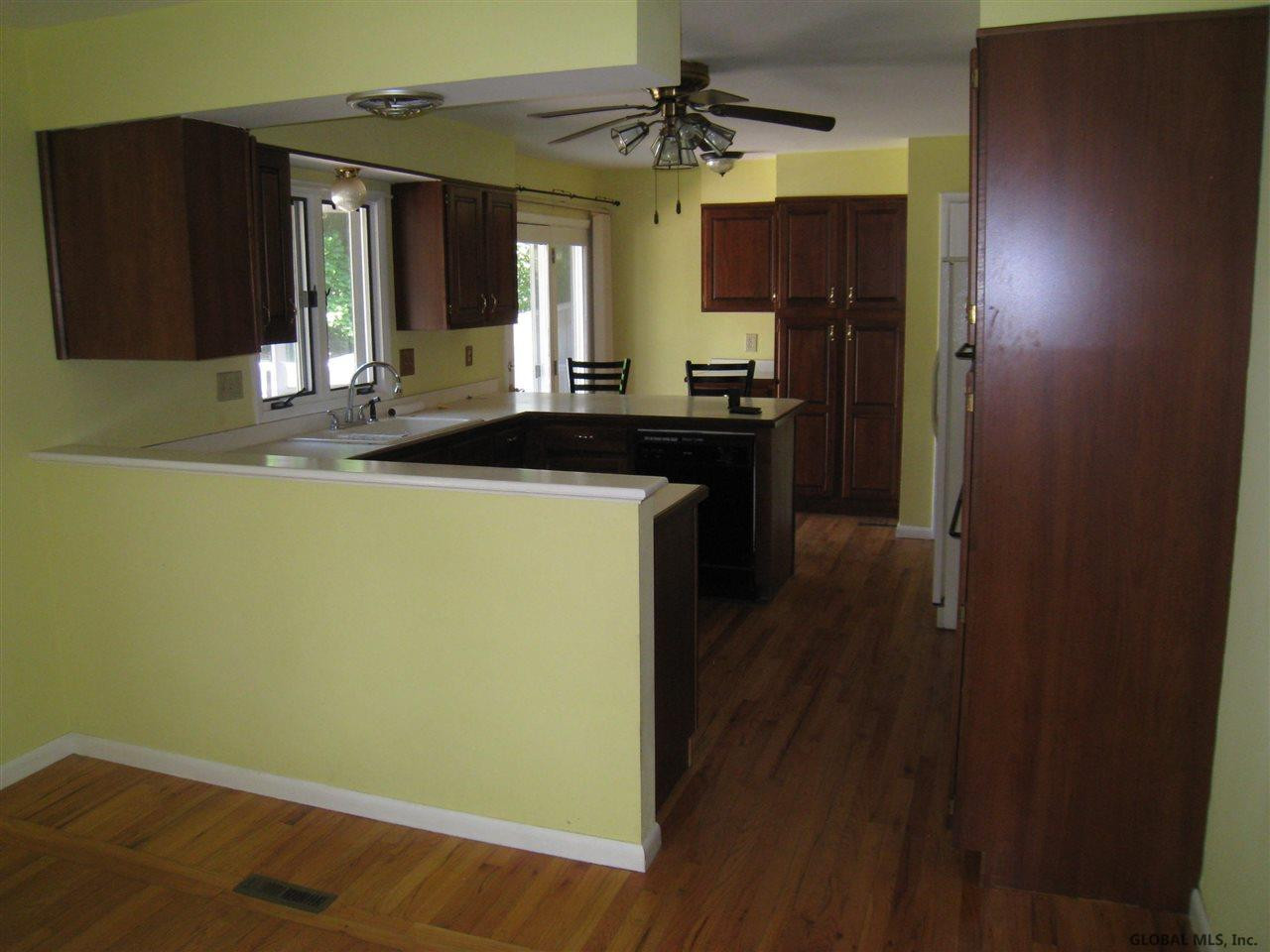 2305 Troy-Schenectady Road Niskayuna, NY 12309 - Photo 6 of 24 Photo 6