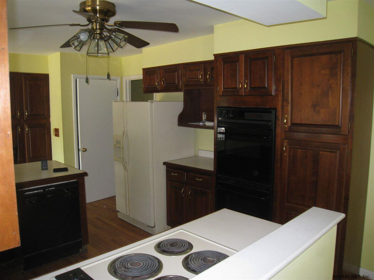 2305 Troy-Schenectady Road Niskayuna, NY 12309 - Photo 7 of 24 Photo 7