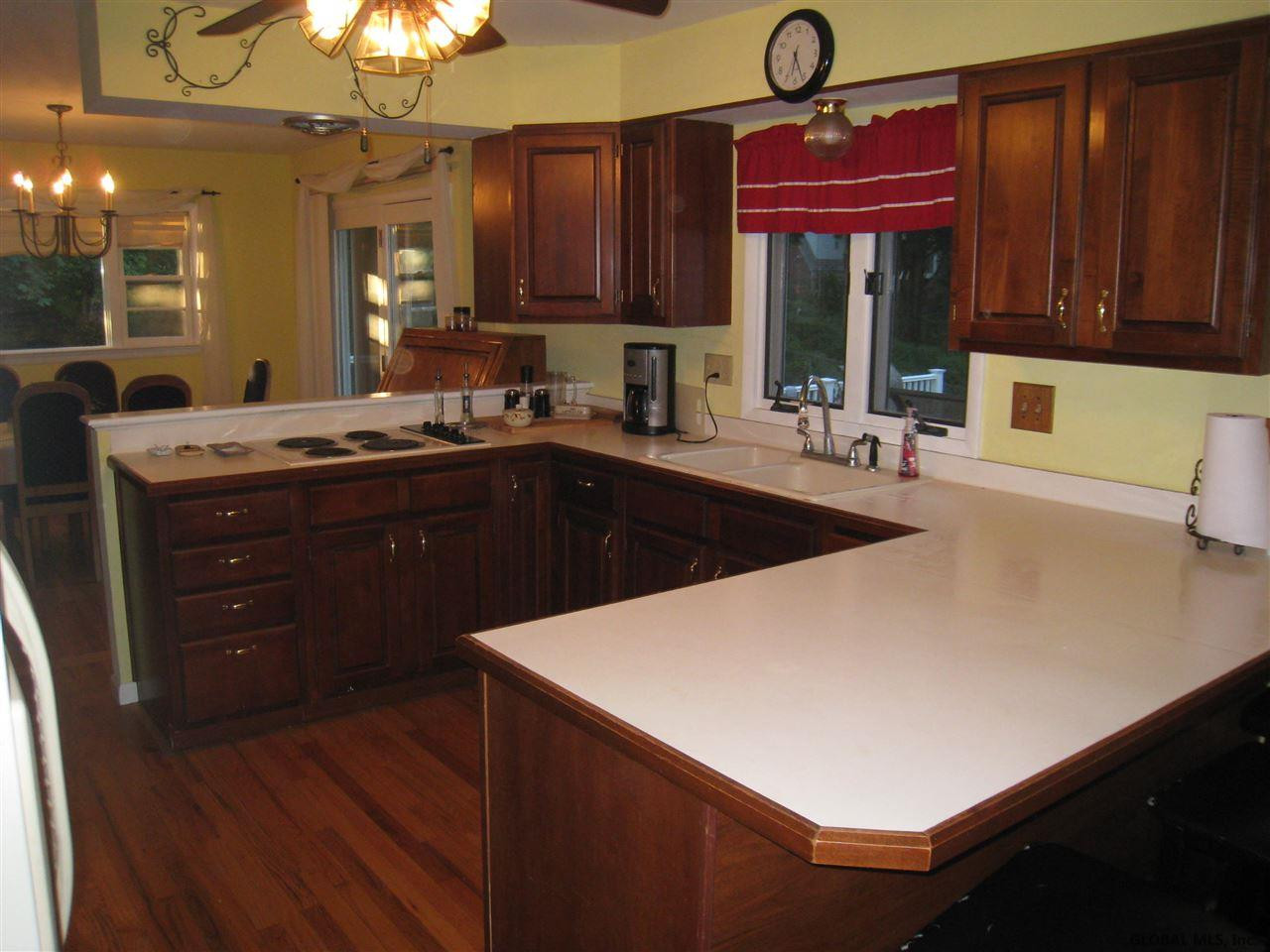 2305 Troy-Schenectady Road Niskayuna, NY 12309 - Photo 9 of 24 Photo 9