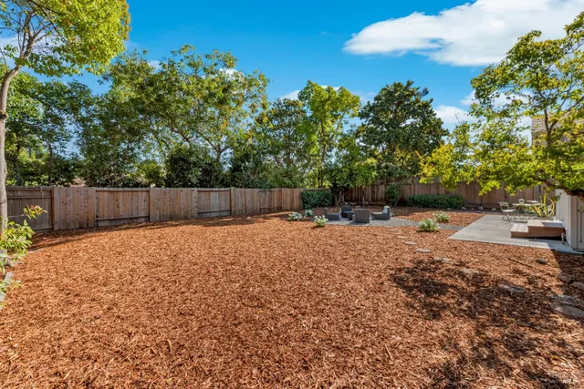 $995,000 | 3996 Young Avenue, Napa, CA 94558