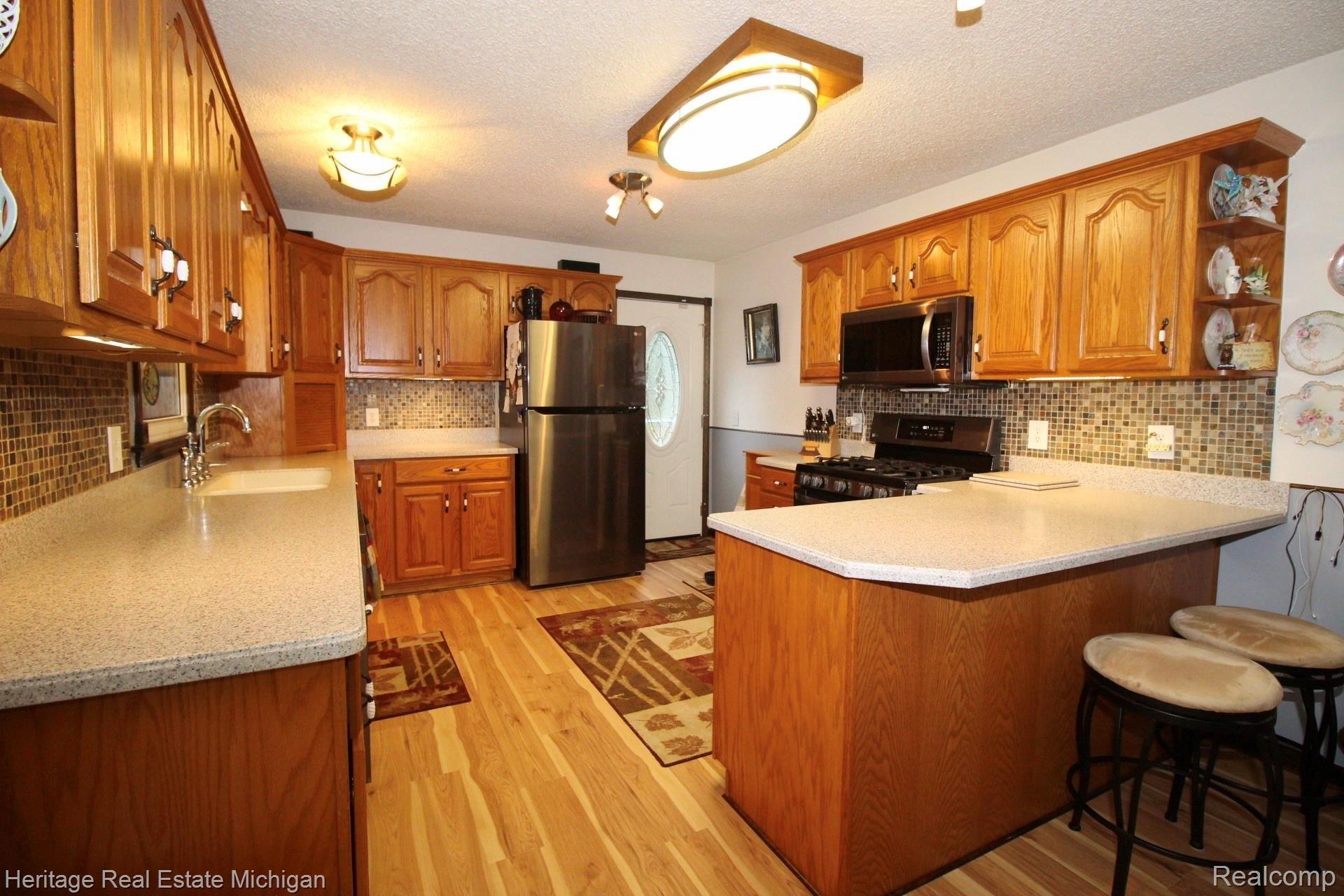 7489 Lehring Road Bancroft, MI 48414 - Photo 6 of 55 Kitchen