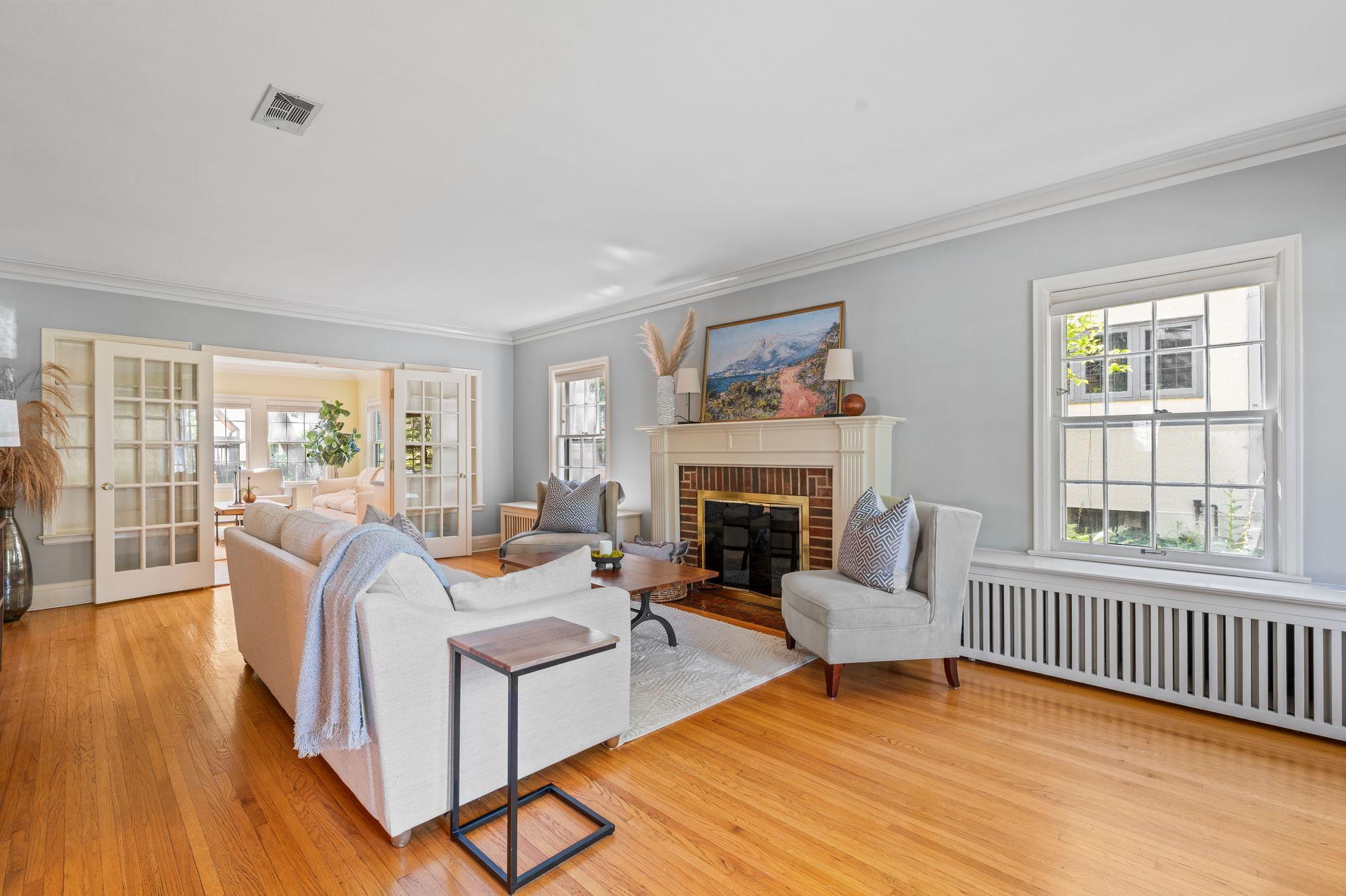 2833 Sunset Boulevard Minneapolis, MN 55416 - Photo 2 of 47