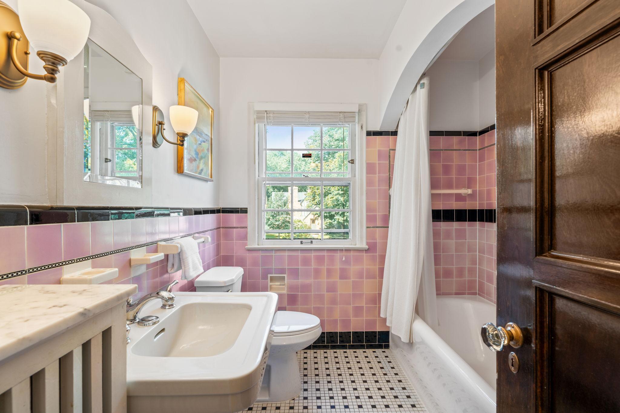 2833 Sunset Boulevard Minneapolis, MN 55416 - Photo 27 of 47