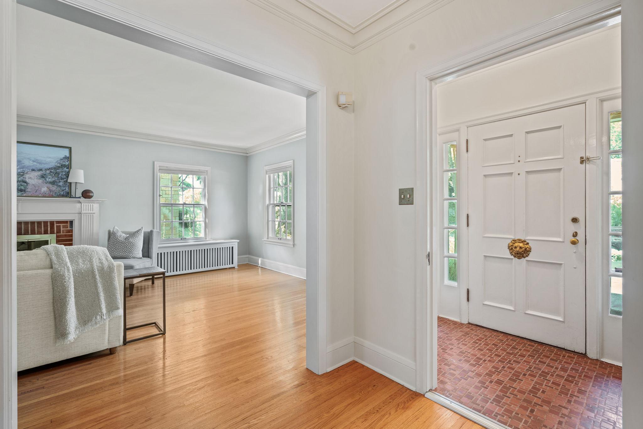 2833 Sunset Boulevard Minneapolis, MN 55416 - Photo 4 of 47