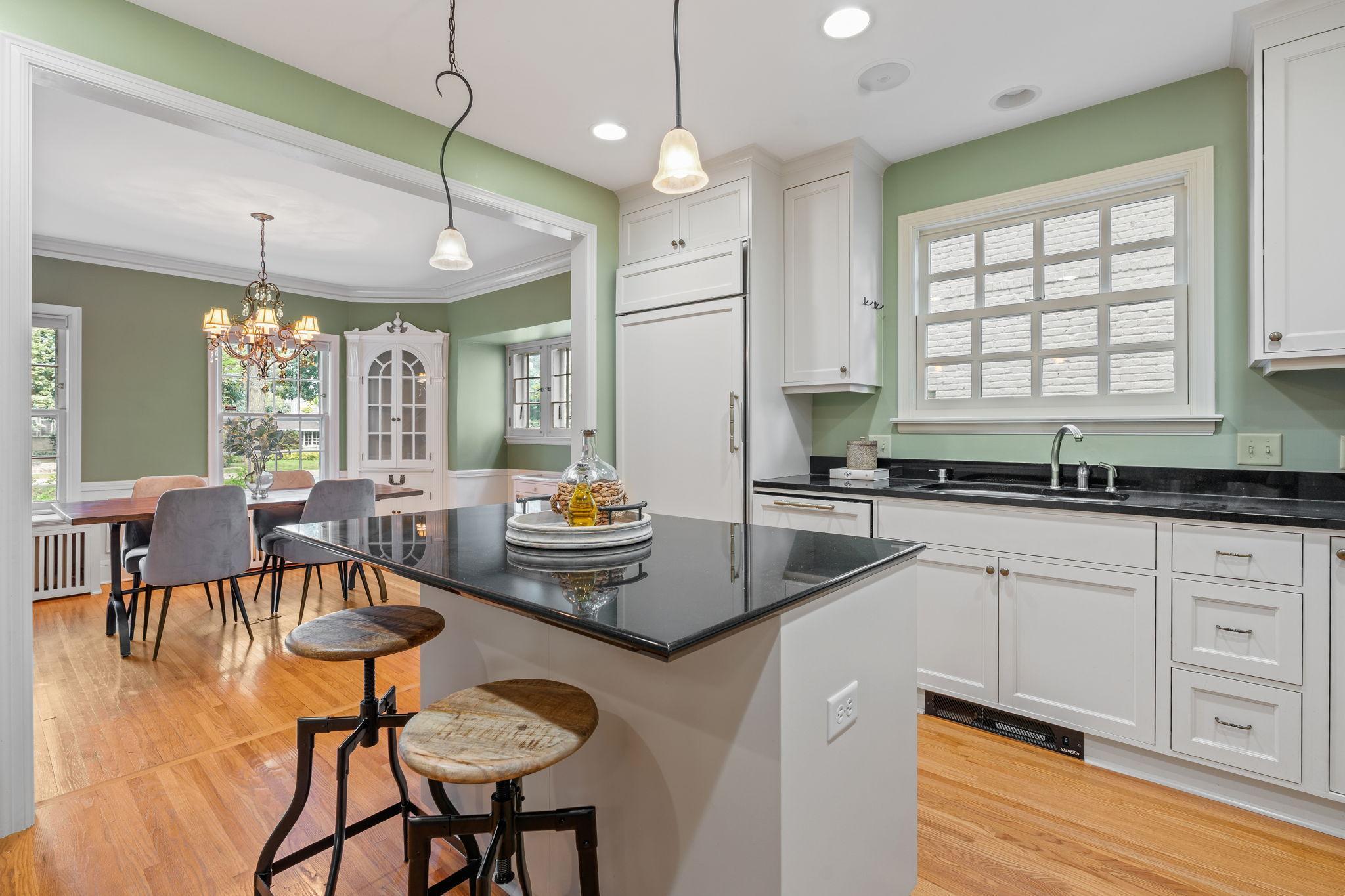 2833 Sunset Boulevard Minneapolis, MN 55416 - Photo 10 of 47