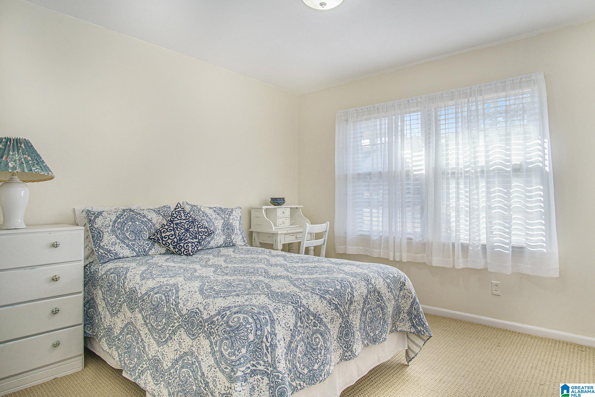 3132 Dolly Ridge Drive Birmingham, AL 35243 - Photo 21 of 40