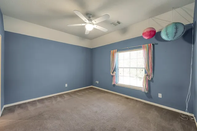 a view of empty room with window