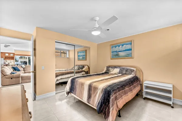 $3,900 | 1166 Hillsboro Mile, Unit 8, Hillsboro Beach, FL 33064