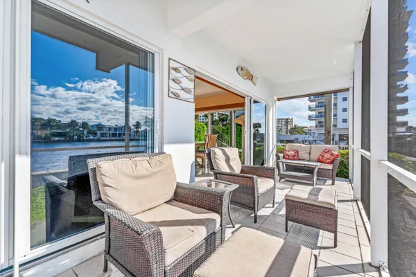 $3,900 | 1166 Hillsboro Mile, Unit 8, Hillsboro Beach, FL 33064