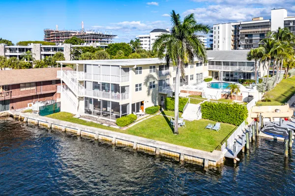 $3,900 | 1166 Hillsboro Mile, Unit 8, Hillsboro Beach, FL 33064