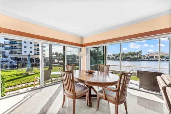 $3,900 | 1166 Hillsboro Mile, Unit 8, Hillsboro Beach, FL 33064