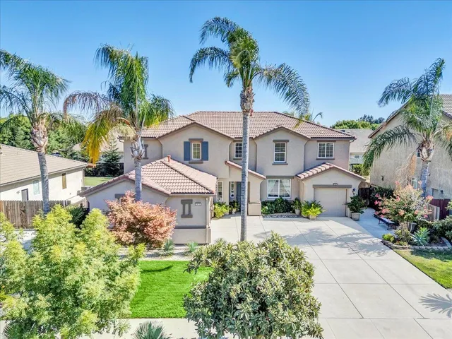 $597,999 | 3615 West Sunnyview Avenue, Visalia, CA 93291