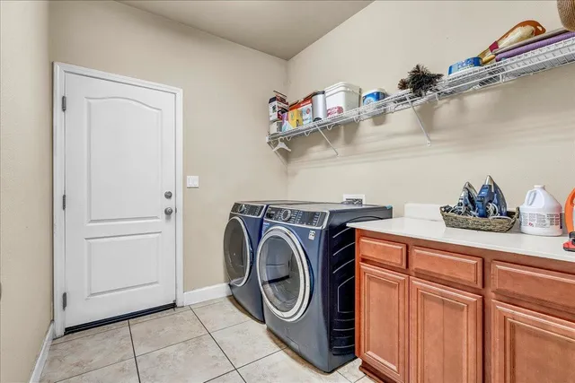 $597,999 | 3615 West Sunnyview Avenue, Visalia, CA 93291