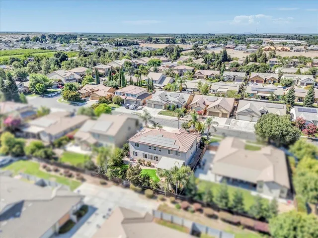 $597,999 | 3615 West Sunnyview Avenue, Visalia, CA 93291