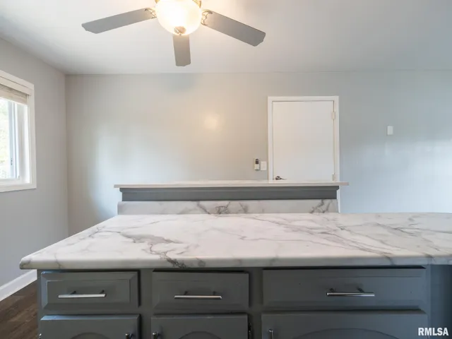 $119,900 | 3925 West Creighton Terrace, Peoria, IL 61615