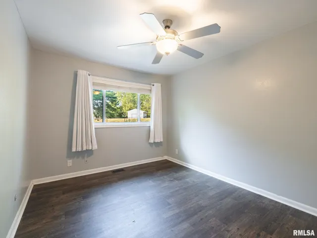 $119,900 | 3925 West Creighton Terrace, Peoria, IL 61615