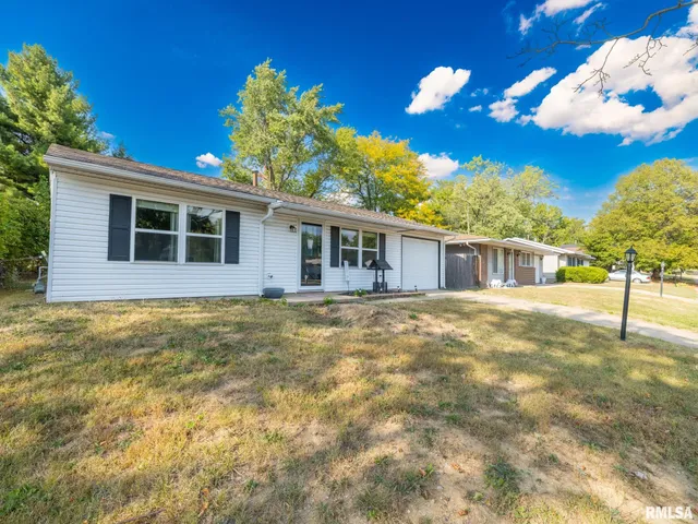 $119,900 | 3925 West Creighton Terrace, Peoria, IL 61615