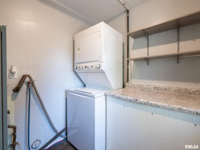 $119,900 | 3925 West Creighton Terrace, Peoria, IL 61615