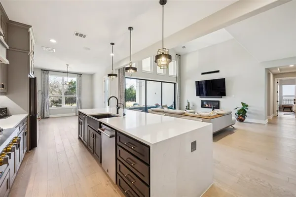 $1,299,900 | 1321 Mcclintock Drive, Shady Shores, TX 76208