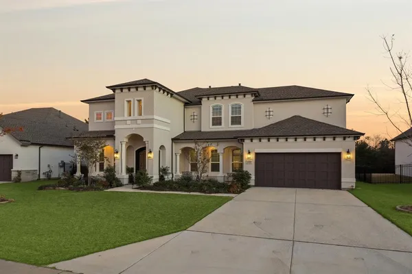 $1,299,900 | 1321 Mcclintock Drive, Shady Shores, TX 76208