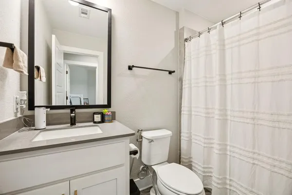 $1,299,900 | 1321 Mcclintock Drive, Shady Shores, TX 76208