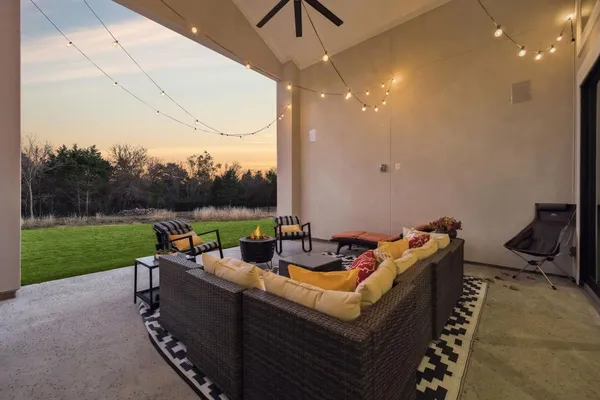 $1,299,900 | 1321 Mcclintock Drive, Shady Shores, TX 76208