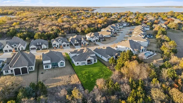 $1,299,900 | 1321 Mcclintock Drive, Shady Shores, TX 76208