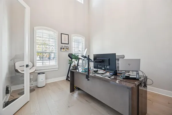 $1,299,900 | 1321 Mcclintock Drive, Shady Shores, TX 76208