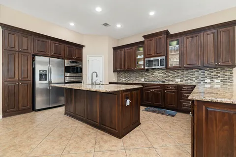 $609,000 | 4426 Red Oak Grove Court, Katy, TX 77494