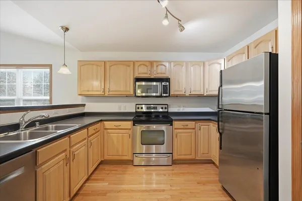 $475,000 | 749 Cricket Lane, Unit 749, Middleton, WI 53562