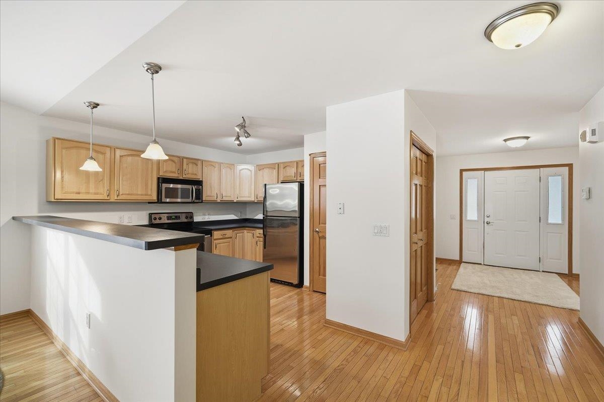 749 Cricket Lane, Unit 749 Middleton, WI 53562 - Photo 17 of 39