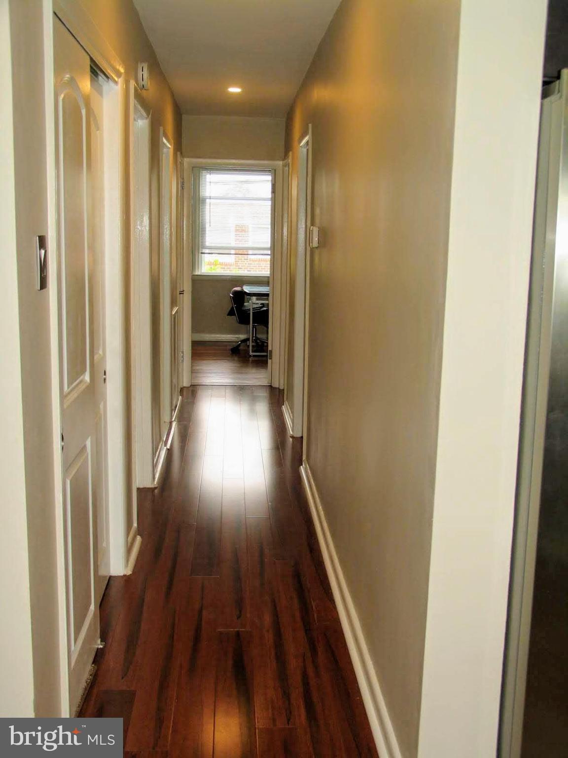 7729 Dungan Road Philadelphia, PA 19111 - Photo 14 of 40 Gallery Image 14