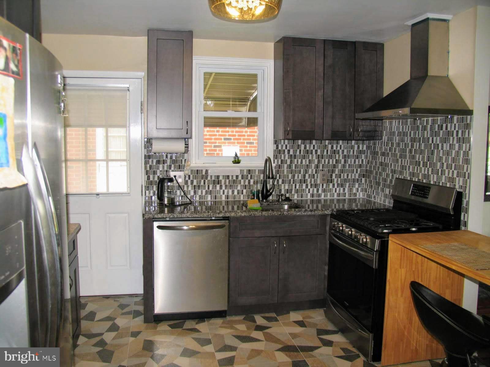 7729 Dungan Road Philadelphia, PA 19111 - Photo 6 of 40 Completely Renovated/Remodeled Kitchen