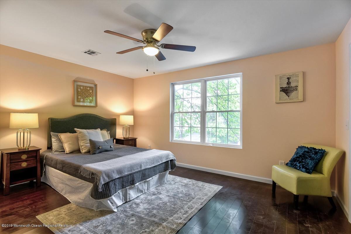 14 West Hill Road Colonia, NJ 07067 - Photo 18 of 26 18-Bedroom