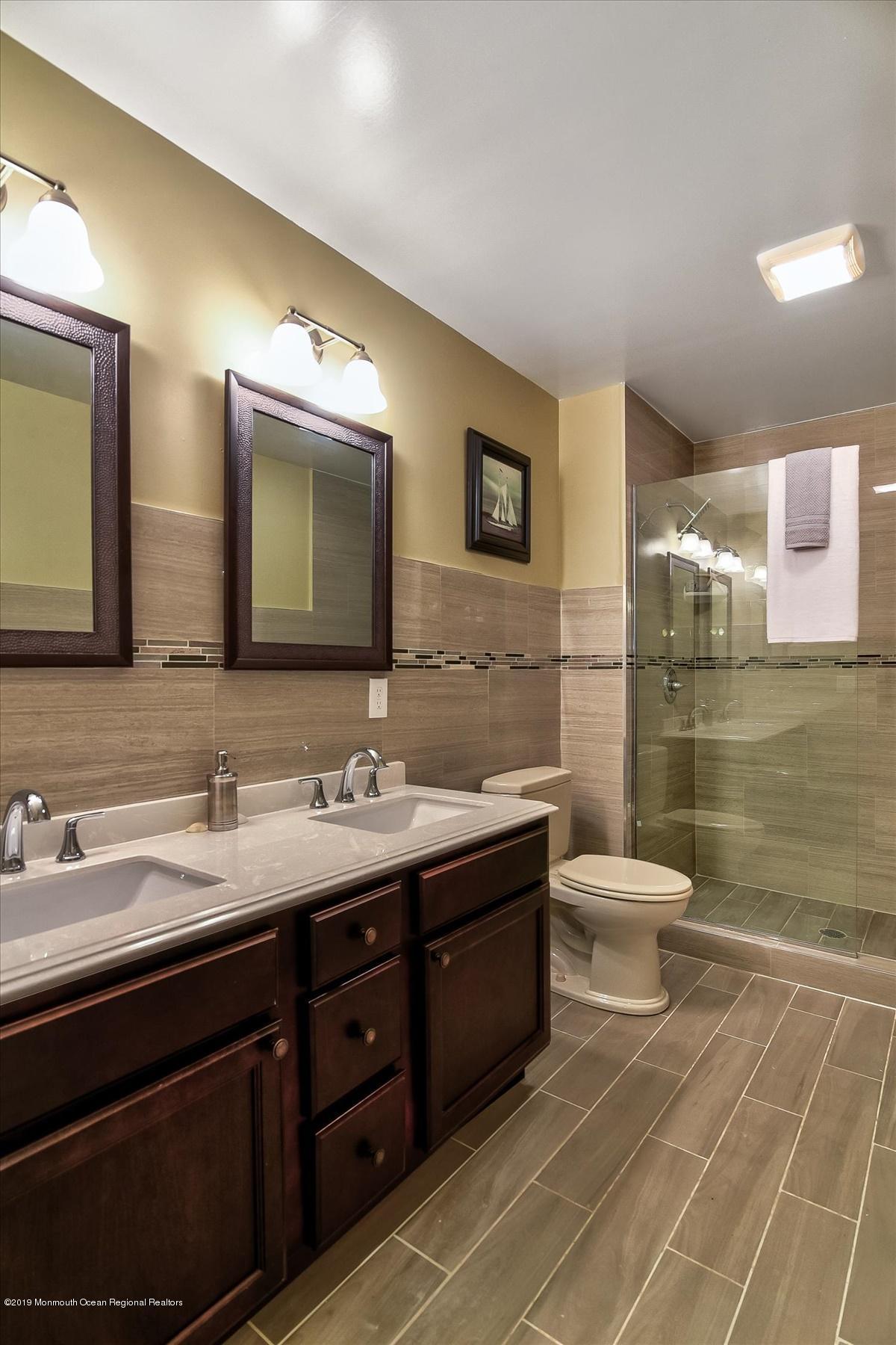 14 West Hill Road Colonia, NJ 07067 - Photo 22 of 26 22-Master Bathroom