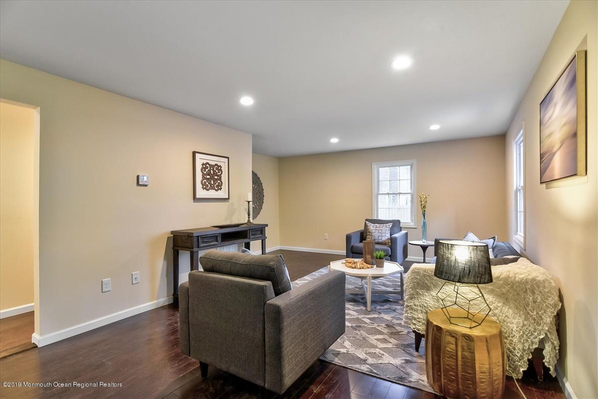 04-Living Room