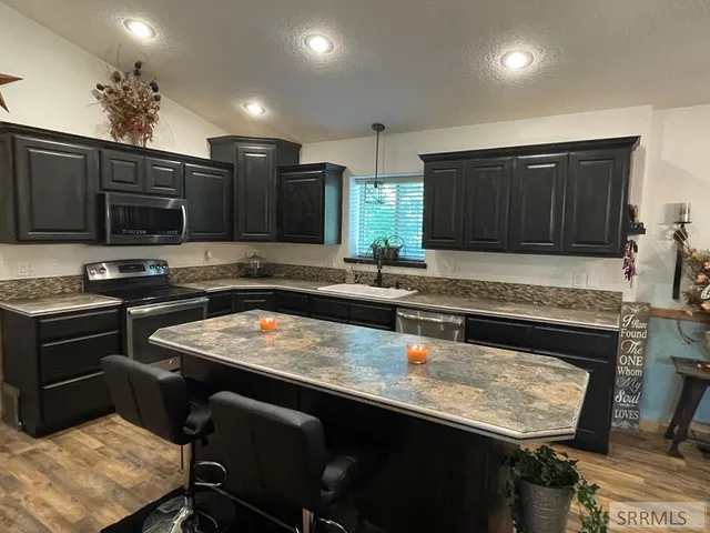 $875,000 | 22 East Rich Lane, Blackfoot, ID 83221