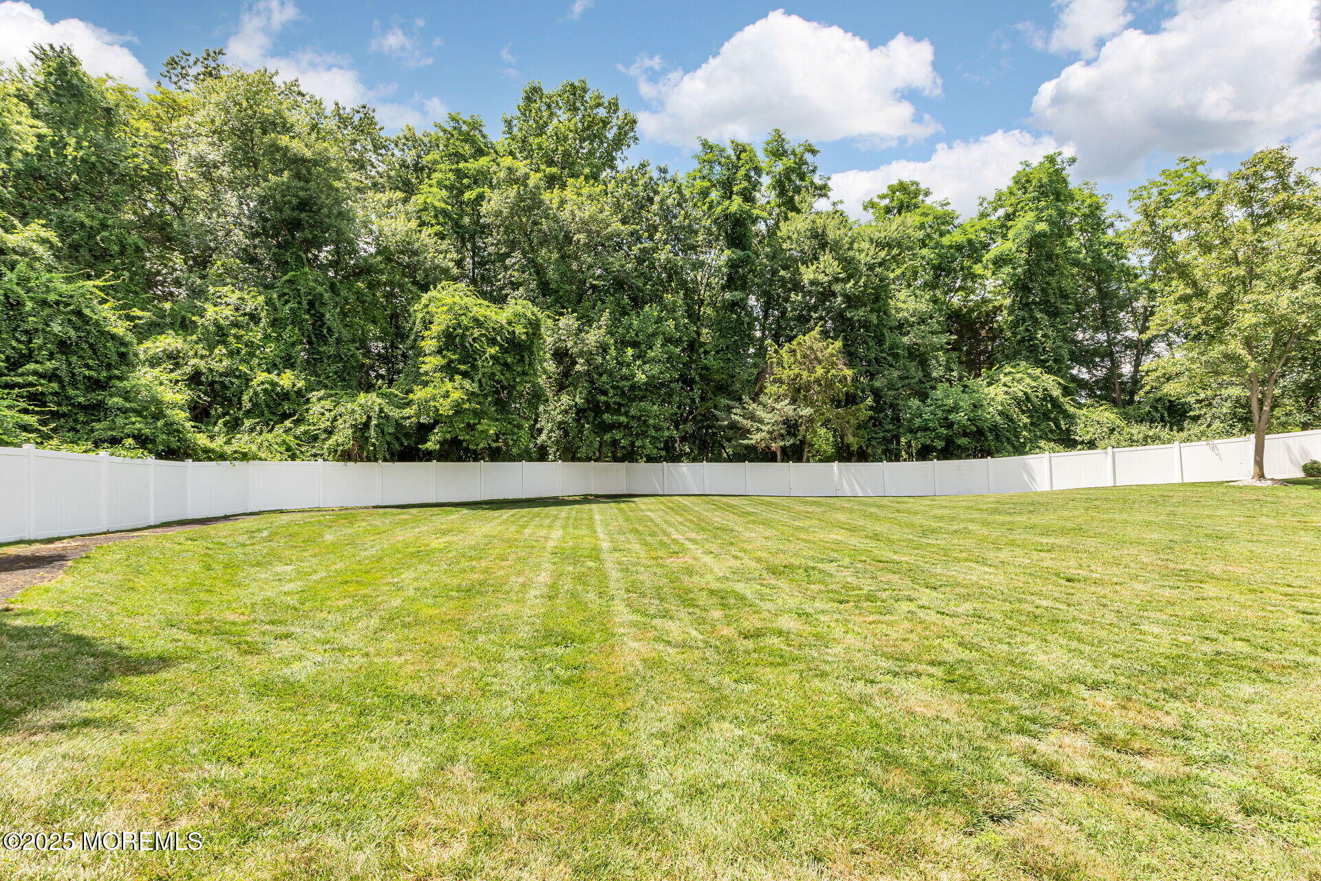 212 Millstone Road Millstone Township, NJ 08535 - Photo 54 of 76 088-1920x1280-photo