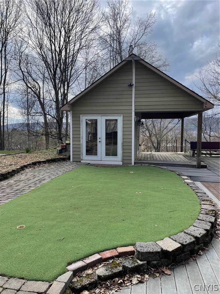321 Rockwell Road Onondaga, NY 13120 - Photo 3 of 45 Putting green and pool house
