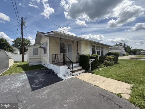 $205,000 | 259 A Street, Carneys Point, NJ 08069
