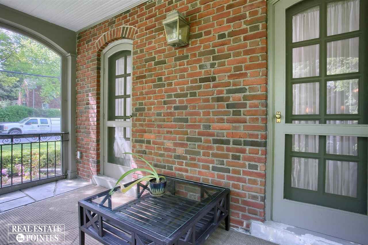 253 Lewiston Road Grosse Pointe Farms, MI 48236 - Photo 17 of 41
