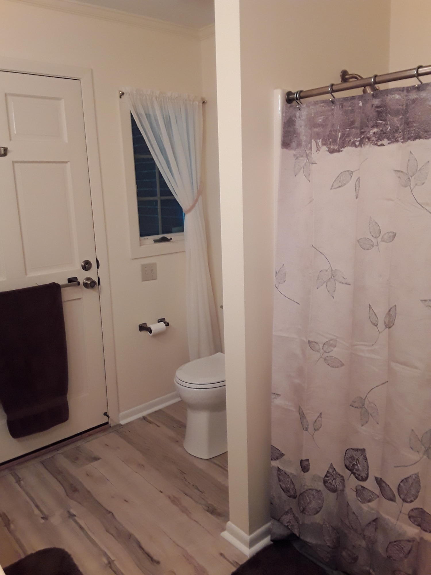 6116 Pine Ridge Lane Crestview, FL 32539 - Photo 26 of 45 a bathroom with a toilet and a shower