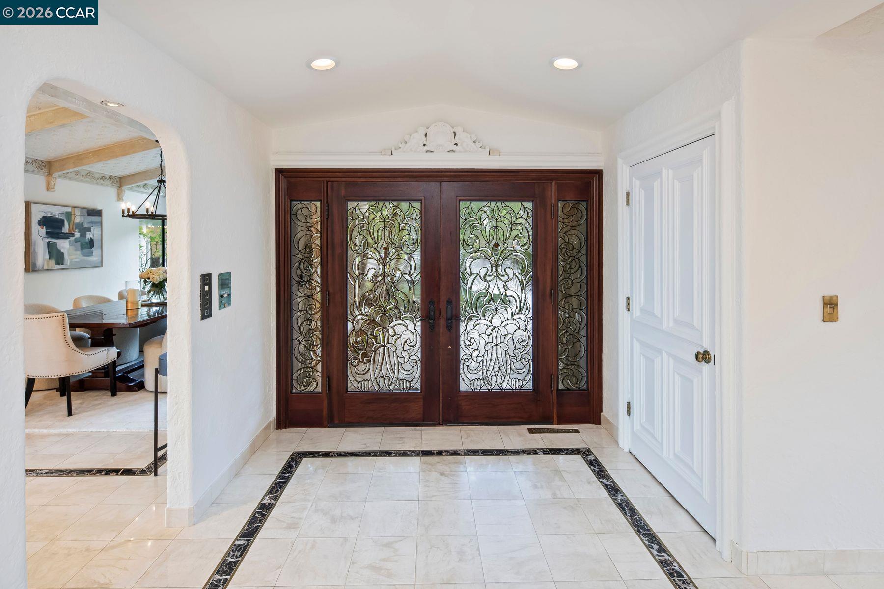 4146 Canyon Road Lafayette, CA 94549 - Photo 7 of 60