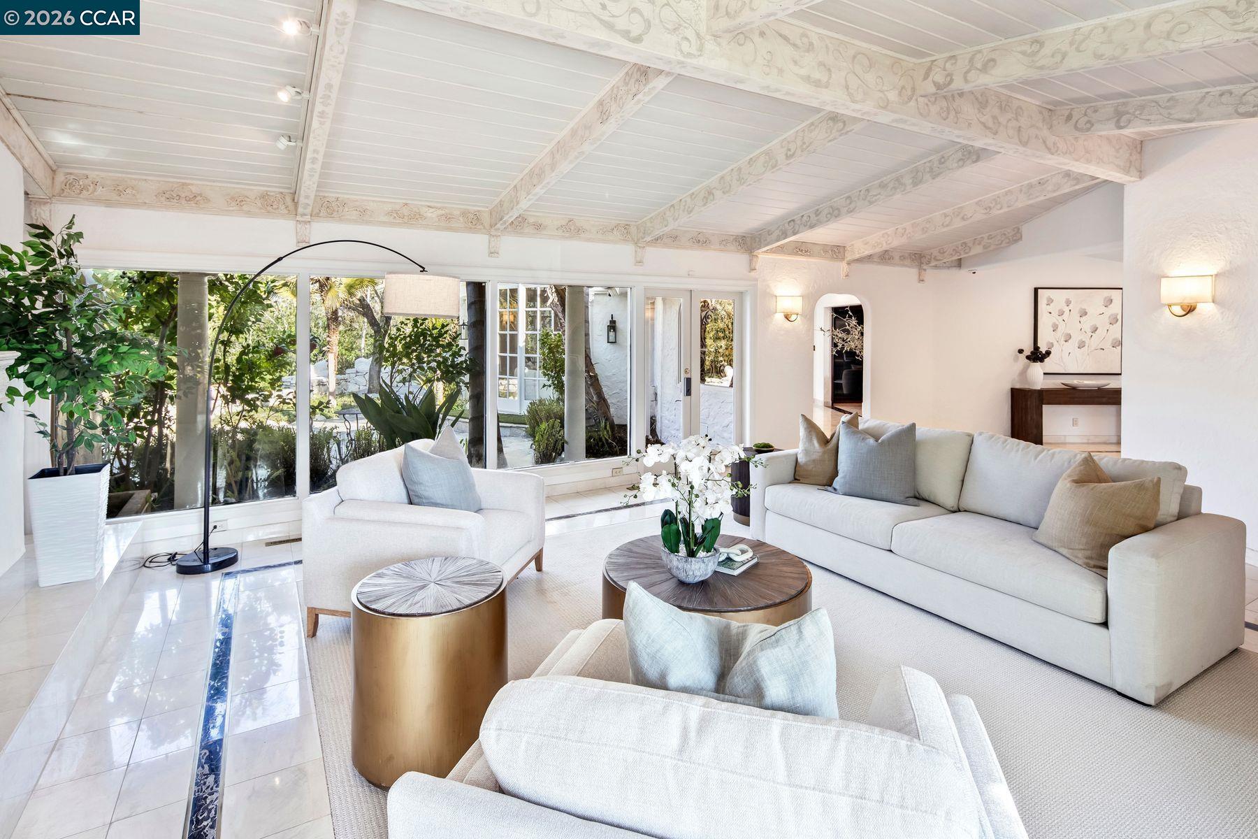 4146 Canyon Road Lafayette, CA 94549 - Photo 9 of 60