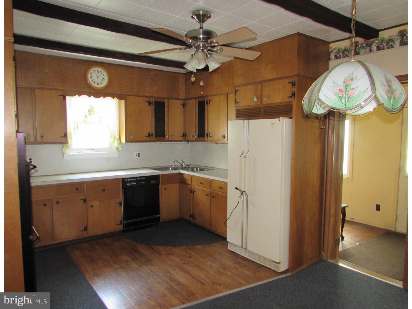 116 Jefferson Street Riverside, NJ 08075 - Photo 8 of 25 Kitchen