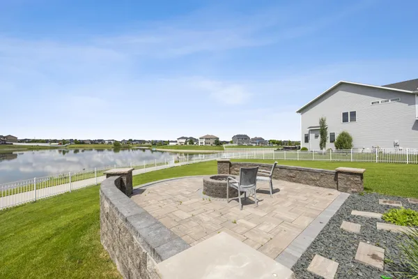 $849,900 | 3004 6th Street East, West Fargo, ND 58078