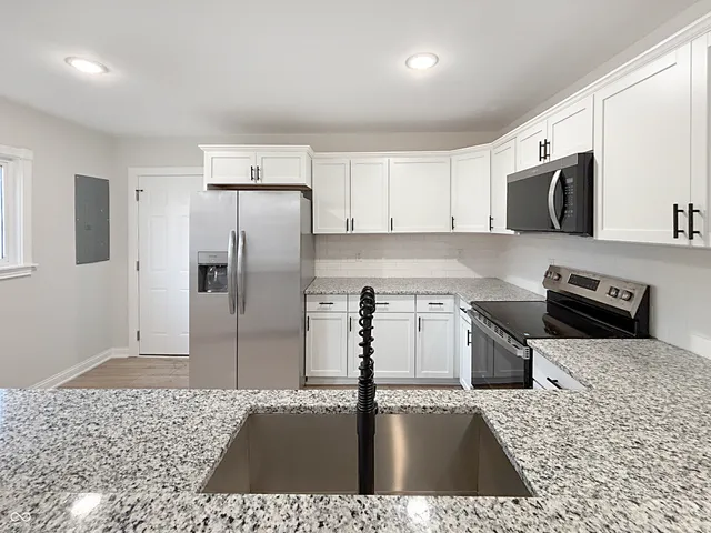 $2,699 | 1515 Ringgold Avenue, Indianapolis, IN 46203