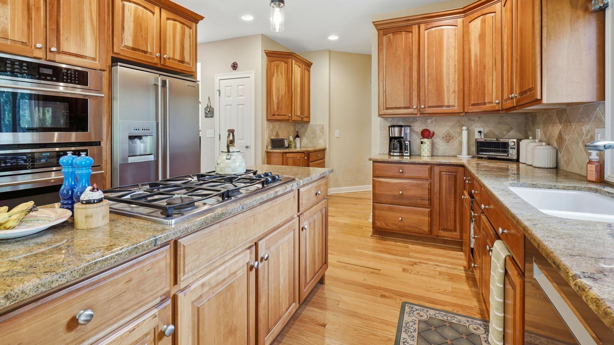 9966 Center Village Road Galena, OH 43021 - Photo 12 of 69 Kitchen