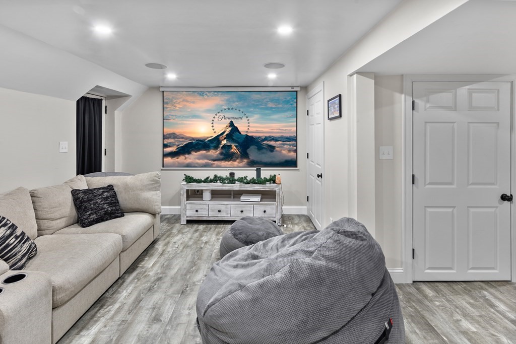 19 Warren Avenue Saugus, MA 01906 - Photo 27 of 38